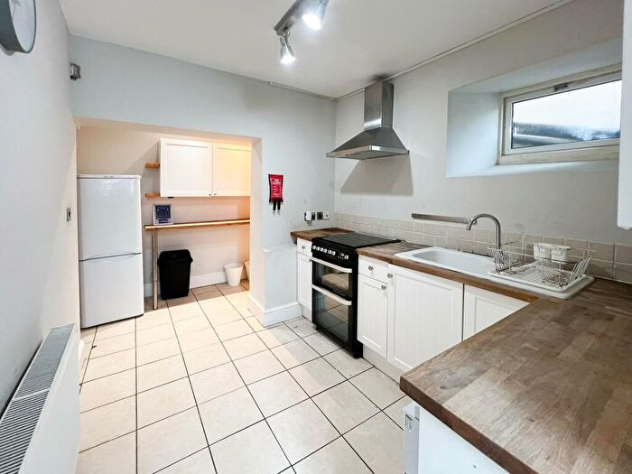3 Bedroom Flat To Rent In Pembroke Road, Clifton, Bristol, BS8
