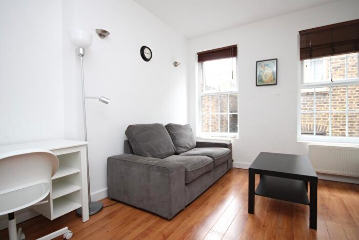 1 Bedroom Flat To Rent In Royal College Street, Camden, NW1
