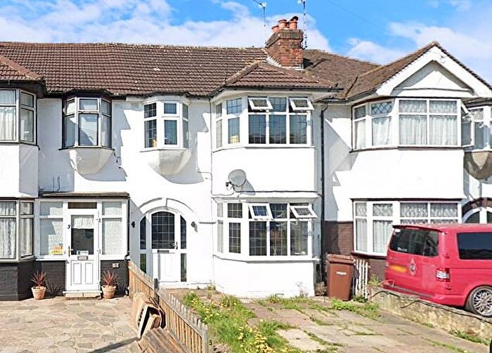 3 Bedroom Terraced House For Sale In Ludlow Close, Harrow, HA2
