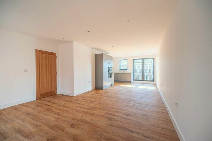 2 Bedroom Flat To Rent In Malden Road, Kentish Town, London, NW5