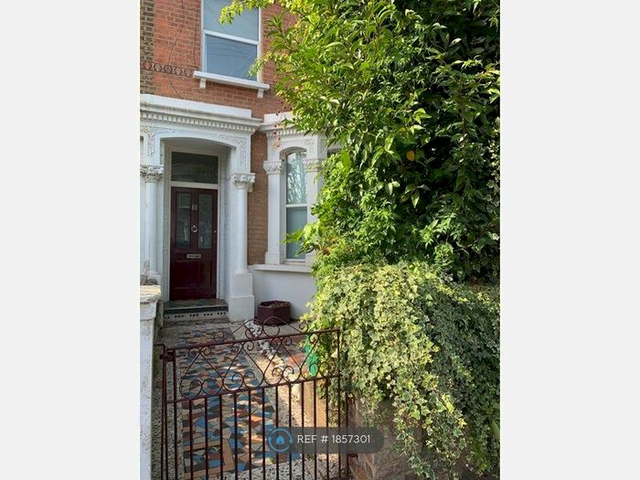 3 Bedroom Terraced House To Rent In Ambler Road, London, N4
