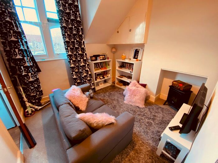 Studio To Rent In Queens Avenue, Muswell Hill, N10