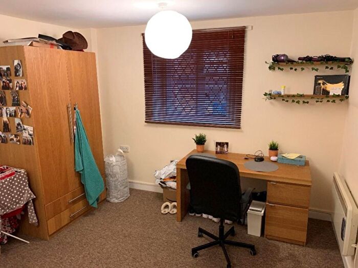 4 Bedroom Flat To Rent In Saint Nicholas Almshouse, King Street, Bristol, BS1