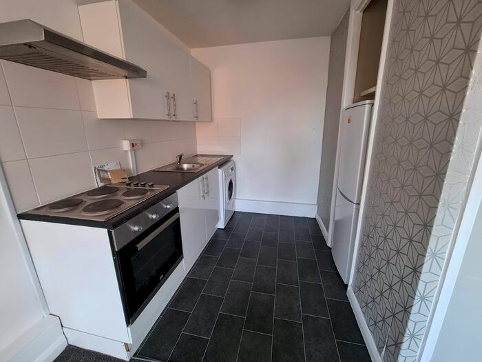 1 Bedroom Flat To Rent In Chapelsite Court, Coleman Rd, Belvedere, Kent, DA17