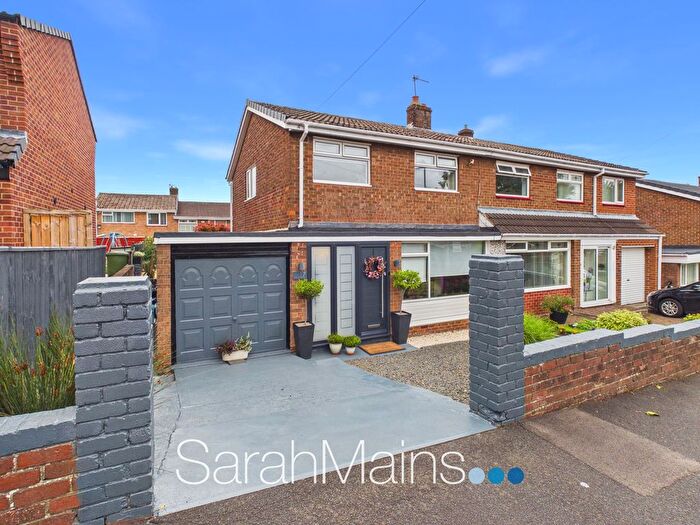 3 Bedroom Semi-Detached House For Sale In Newquay Gardens, Low Fell, NE9