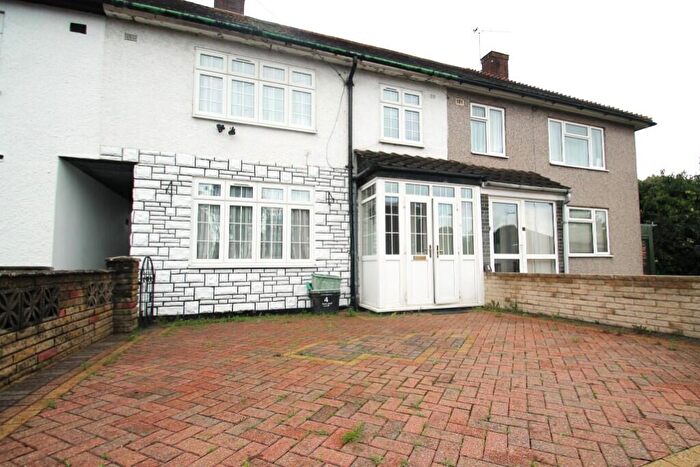3 Bedroom Terraced House To Rent In Parkes Road, Chigwell, Essex, IG7