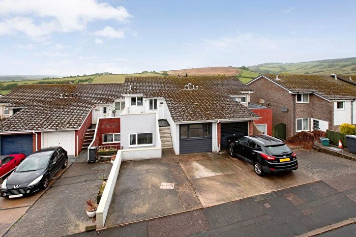 4 Bedroom Terraced House For Sale In Broadmeadow View, Teignmouth, TQ14