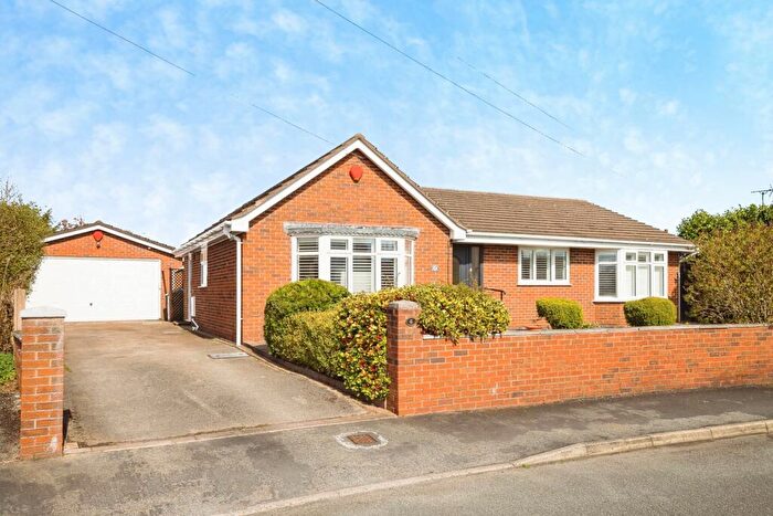 3 Bedroom Bungalow For Sale In Marlwood Place, Chester, Cheshire, CH4