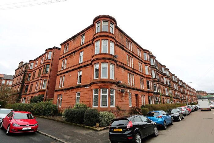2 Bedroom Flat To Rent In Norham Street, Glasgow, G41