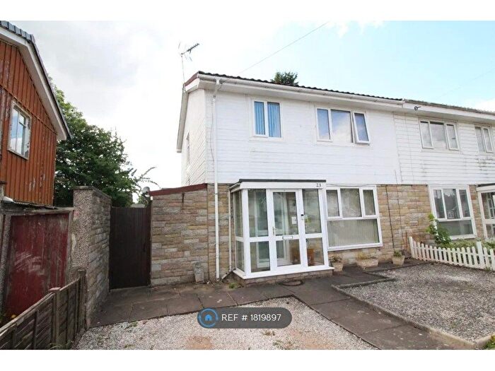 3 Bedroom Semi Detached House To Rent In Thimbler Road, Coventry, CV4