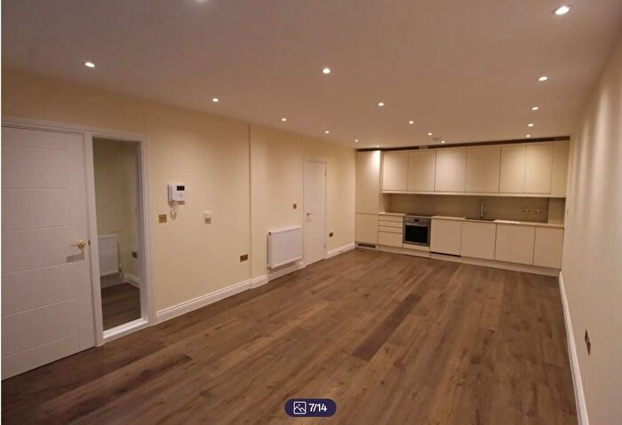 1 Bedroom Apartment To Rent In Dod Street, London, E14