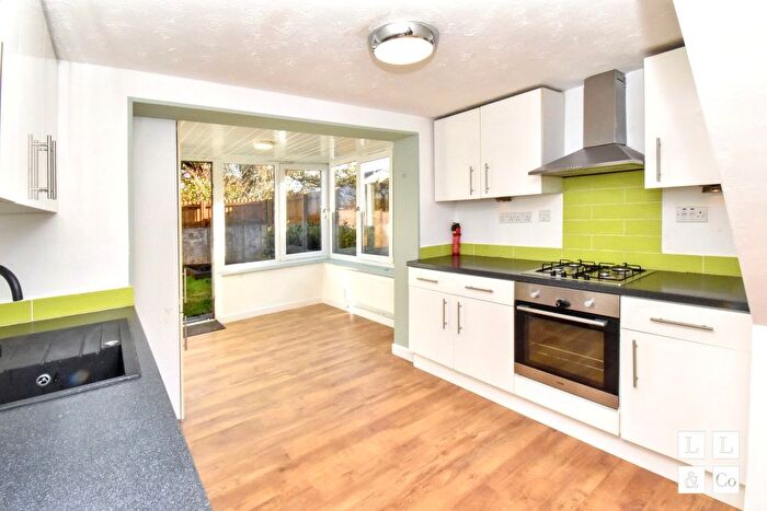 2 Bedroom Semi Detached House To Rent In Longfield, Falmouth, TR11