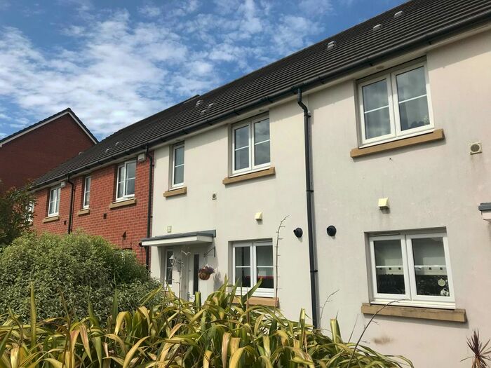 3 Bedroom Property To Rent In New Cut Road, Swansea, SA1