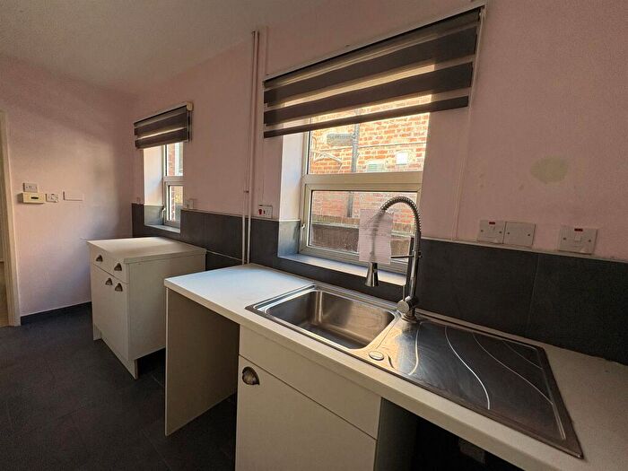 2 Bedroom Terraced House For Sale In Parkes Street, Smethwick, B67