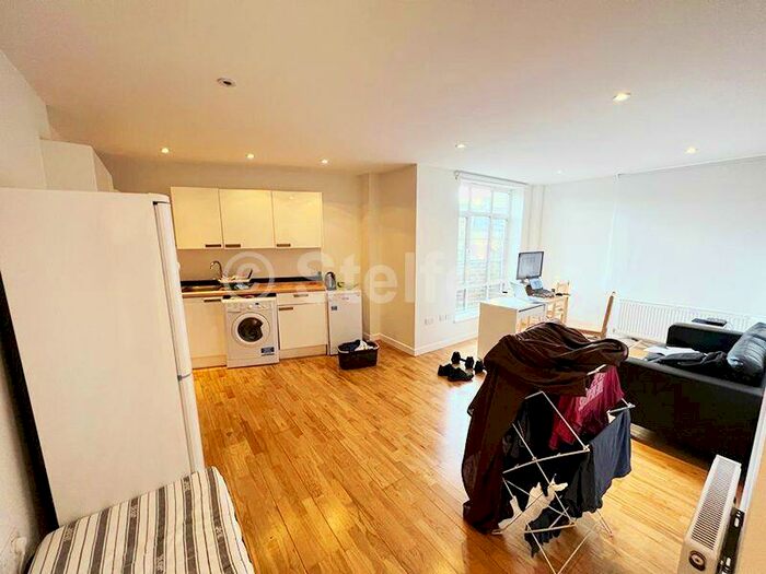 1 Bedroom Flat To Rent In Drummond Crescent, London, NW1