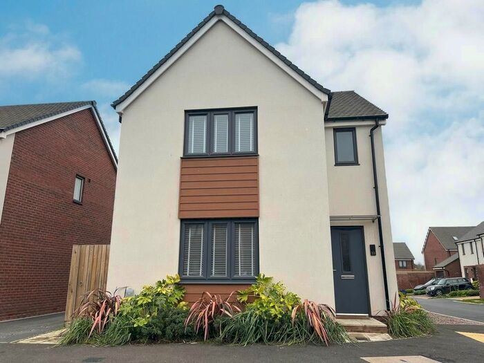 3 Bedroom Detached House To Rent In Channings Drive, Exeter, EX1