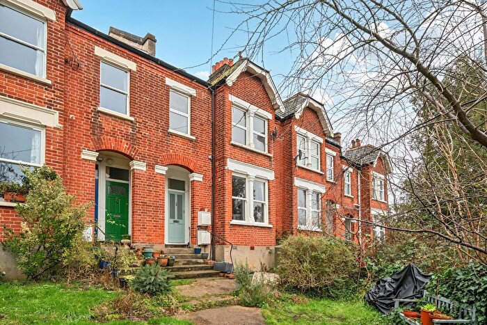 2 Bedroom Maisonette For Sale In Oaksford Avenue, London, SE26