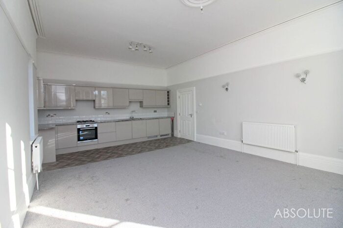 1 Bedroom Flat To Rent In Kents Road, Admirals House, TQ1