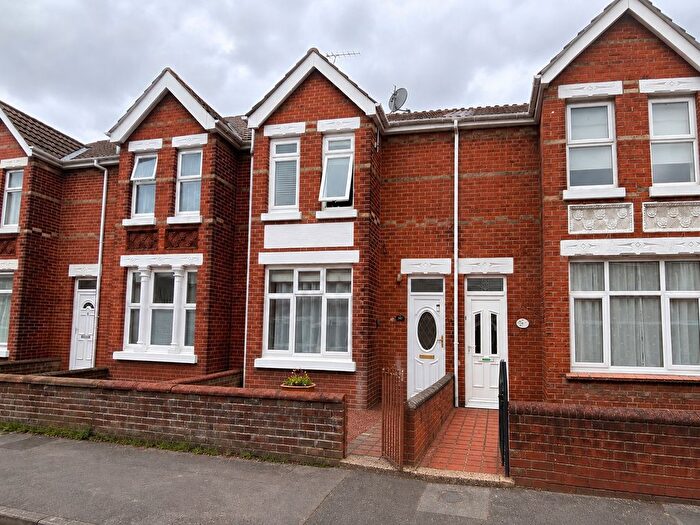 3 Bedroom Property To Rent In Desborough Road, Eastleigh, SO50