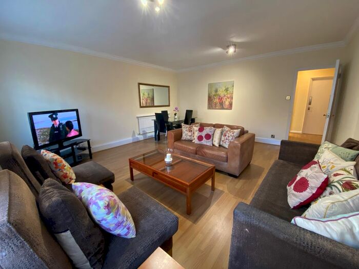 1 Bedroom Flat To Rent In Reeves Mews, London W1K