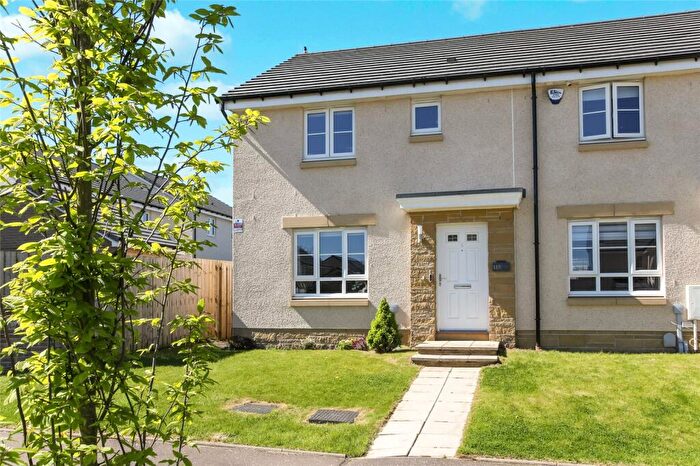 3 Bedroom End Of Terrace House For Sale In Auchinleck Road, Robroyston, Glasgow, Glasgow City, G33