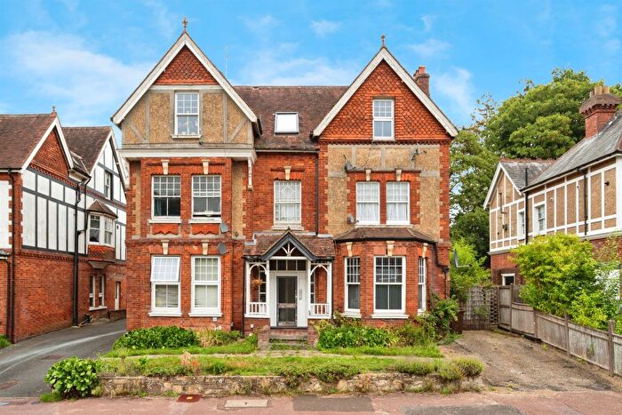 1 Bedroom Flat For Sale In Molyneux Park Road, Tunbridge Wells, TN4