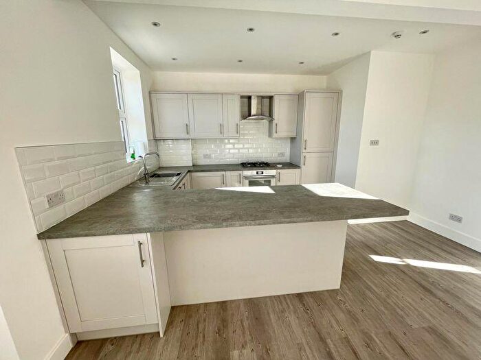 2 Bedroom Flat To Rent In Westby Road, Bournemouth, BH5