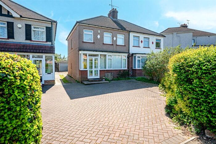 3 Bedroom Semi-Detached House For Sale In Lesney Park Road, Erith, Kent, DA8