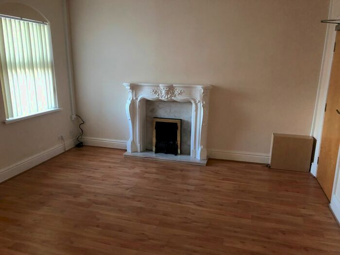 1 Bedroom Flat To Rent In Thatto Heath Road, Thatto Heath, St. Helens, WA9