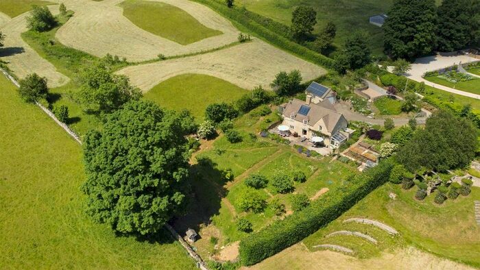 3 Bedroom Property For Sale In West End, Avening, Tetbury, GL8