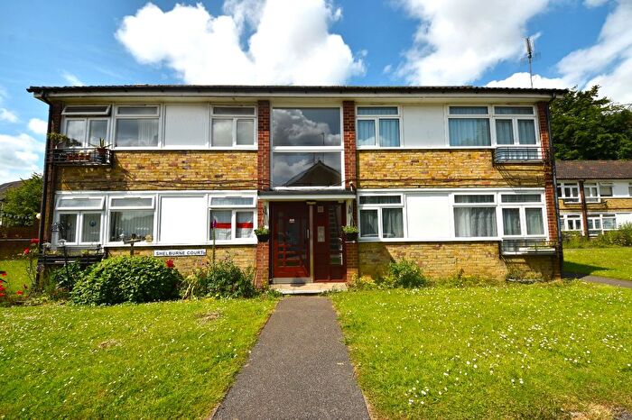 1 Bedroom Flat To Rent In Shelburne Court, High Wycombe, Buckinghamshire, HP12