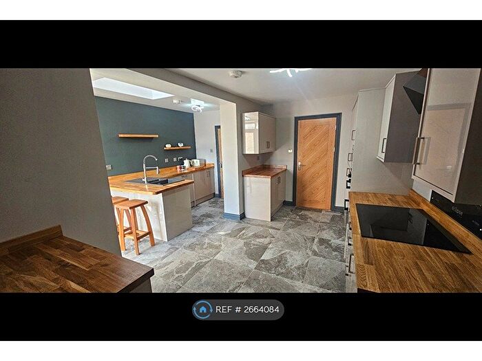 4 Bedroom Terraced House To Rent In Sebastopol Street, St. Thomas, Swansea, SA1