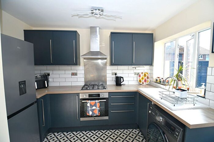 3 Bedroom Terraced House For Sale In Brentwood, Salford, M6