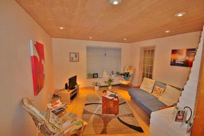 3 Bedroom Terraced House To Rent In Paprills, Basildon, SS16