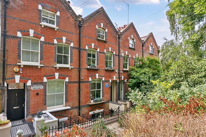 3 Bedroom House To Rent In Wildwood Terrace, NW3