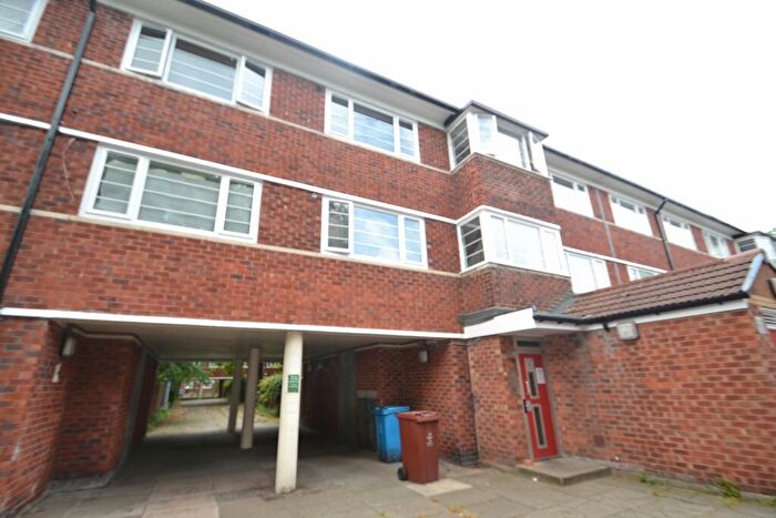 2 Bedroom Apartment To Rent In Hunmanby Avenure, Hulme, Manchester, M15