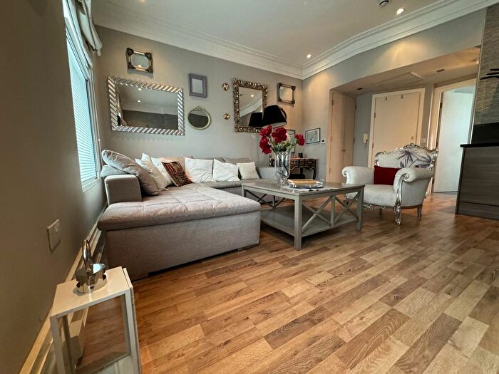 1 Bedroom Flat To Rent In Ladbroke Grove, London, W10