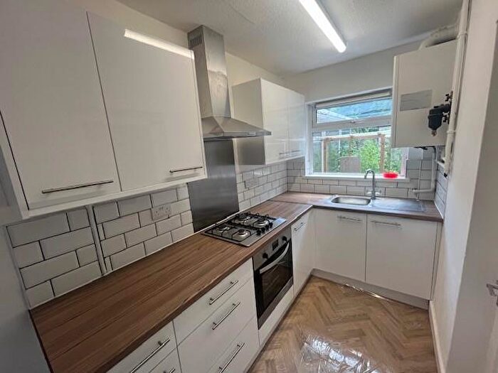 3 Bedroom Semi Detached House To Rent In Reservoir Road, Selly Oak, Birmingham, B29