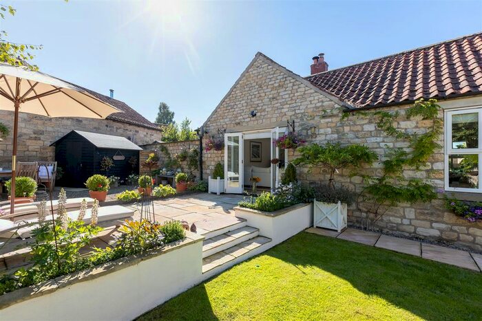 3 Bedroom Cottage For Sale In East Street, Swinton, Malton, YO17