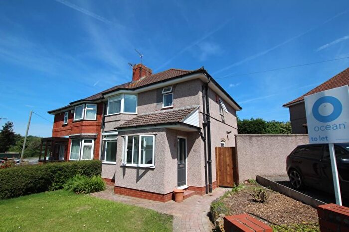 3 Bedroom Property To Rent In Burnham Road, Shirehampton, Bristol, BS11