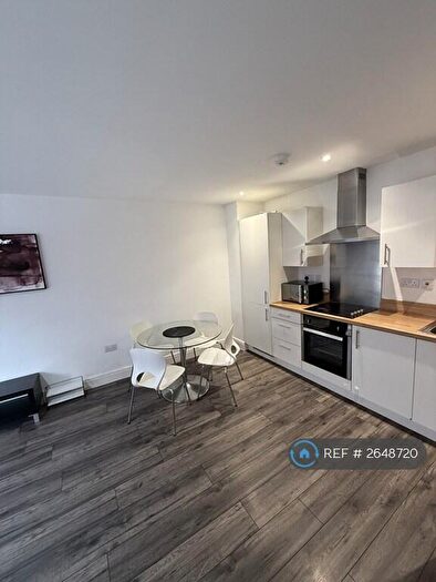 2 Bedroom Flat To Rent In Queens House, Sheffield, S1