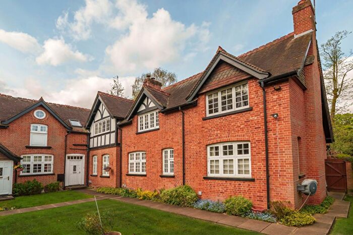 1 Bedroom Maisonette For Sale In Windsor, Berkshire, SL4
