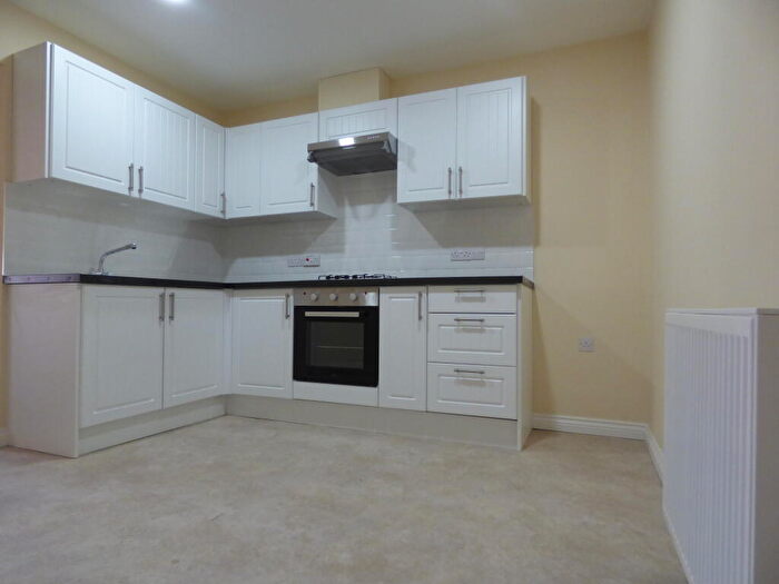 2 Bedroom Flat To Rent In Hughes Street, Swindon, SN2