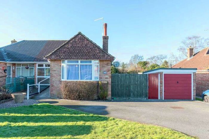 2 Bedroom Semi-Detached House To Rent In Havengate, Horsham, RH12