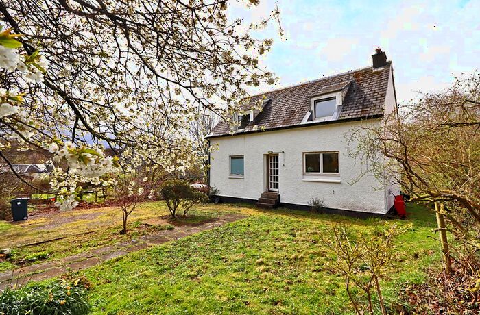 4 Bedroom Detached House For Sale In Ardlarach Road, Lochgilphead, PA31