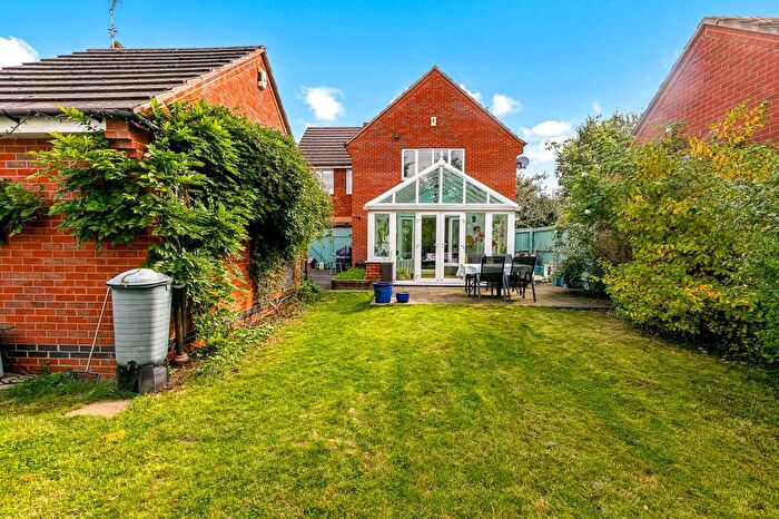 4 Bedroom Detached House For Sale In Loughland Close, Whetstone, Leicester, LE8