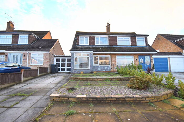 4 Bedroom Semi Detached House For Sale In Kildare Close, Hale Village, Liverpool, L24