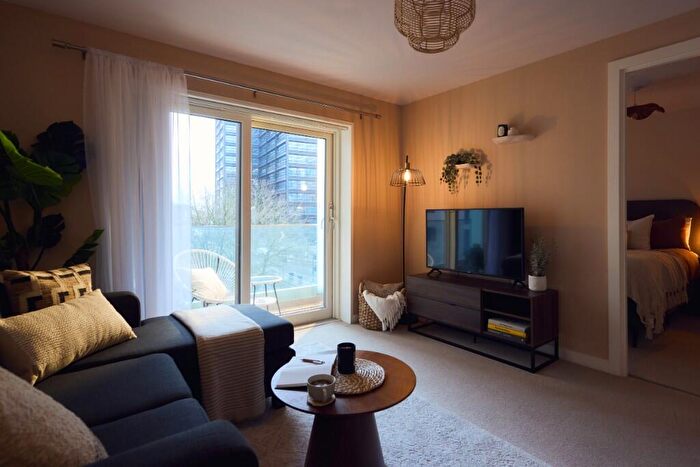 2 Bedroom Apartment To Rent In Suffolk Street Queensway, Birmingham, B1
