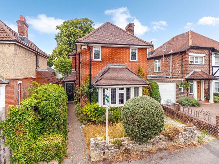 3 Bedroom Detached House For Sale In Bassett, Southampton, SO16