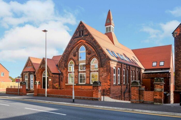 1 Bedroom Apartment To Rent In Crocketts Lane, Smethwick, B66